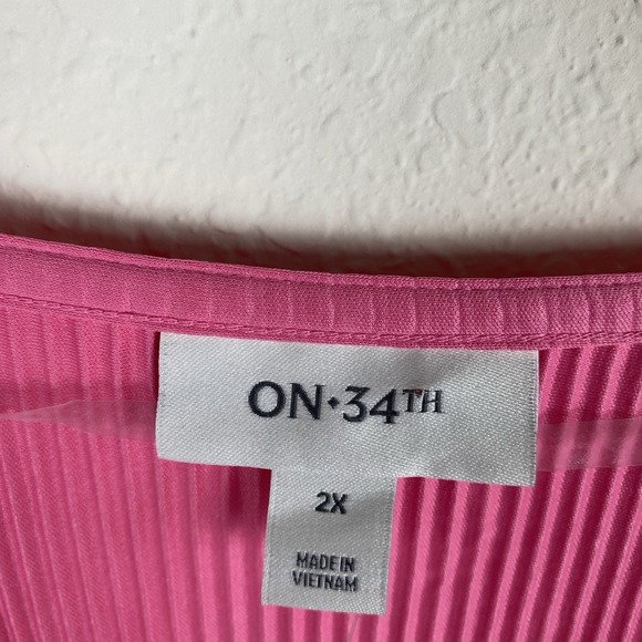 On 34th Size 2x Pink Blouse Peplum Pleated Office Career Stretchy Faux Wrap - Picture 4 of 6